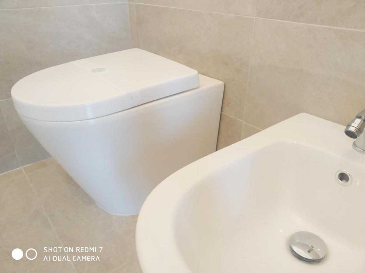 Aurisa Apartment Bari Buitenkant foto