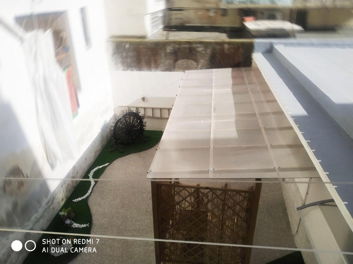 Aurisa Apartment Bari Buitenkant foto