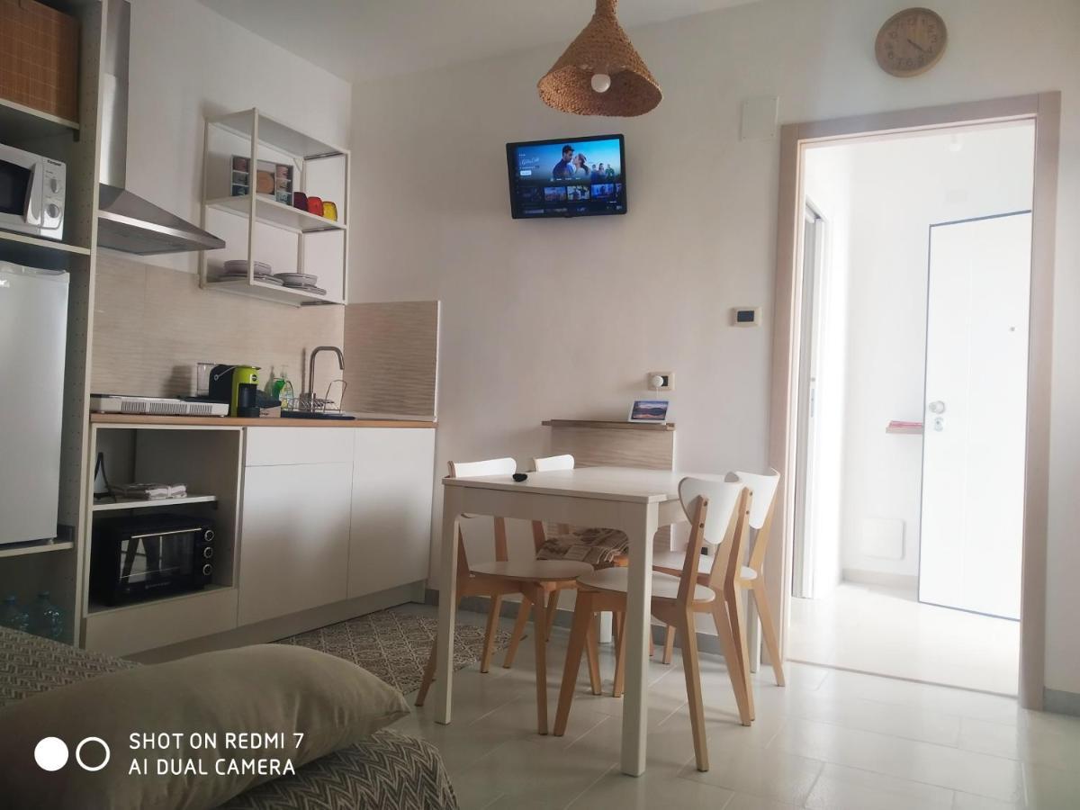 Aurisa Apartment Bari Buitenkant foto
