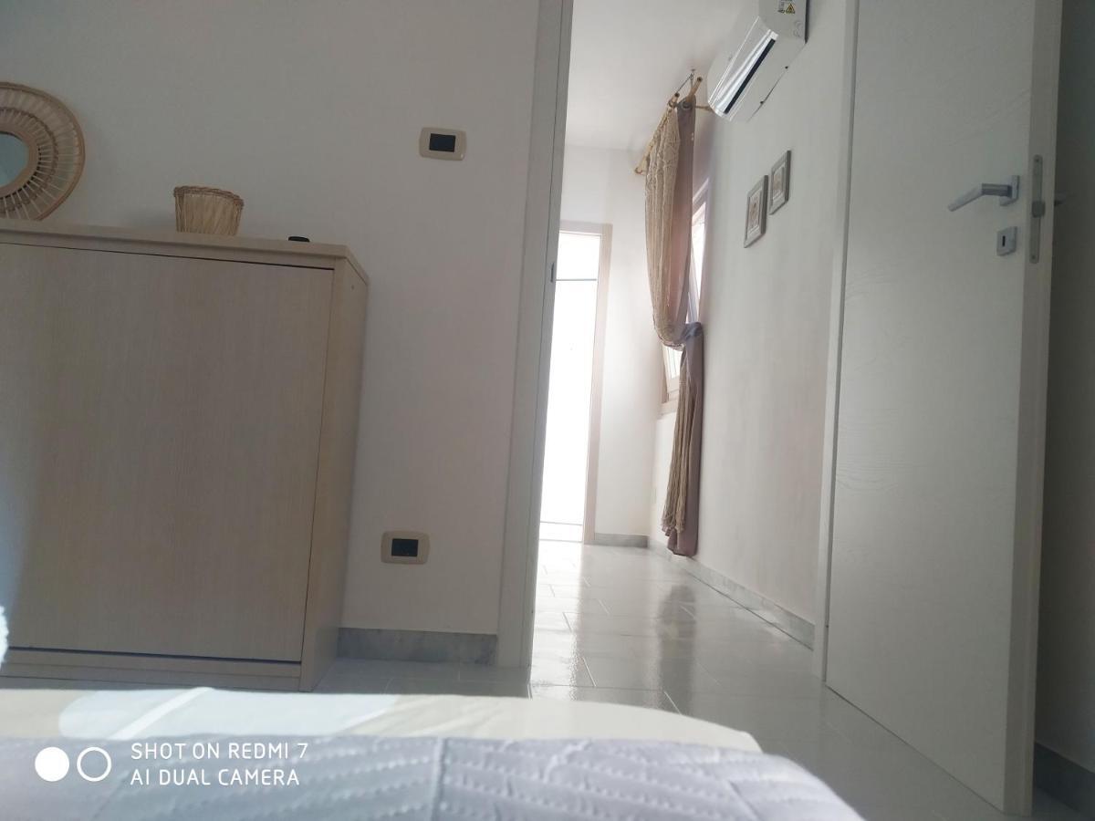 Aurisa Apartment Bari Buitenkant foto