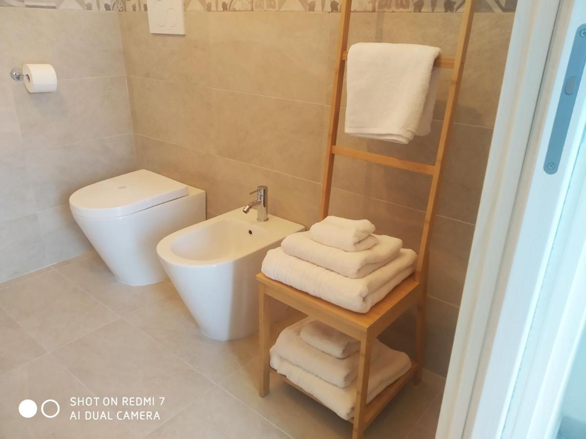 Aurisa Apartment Bari Buitenkant foto