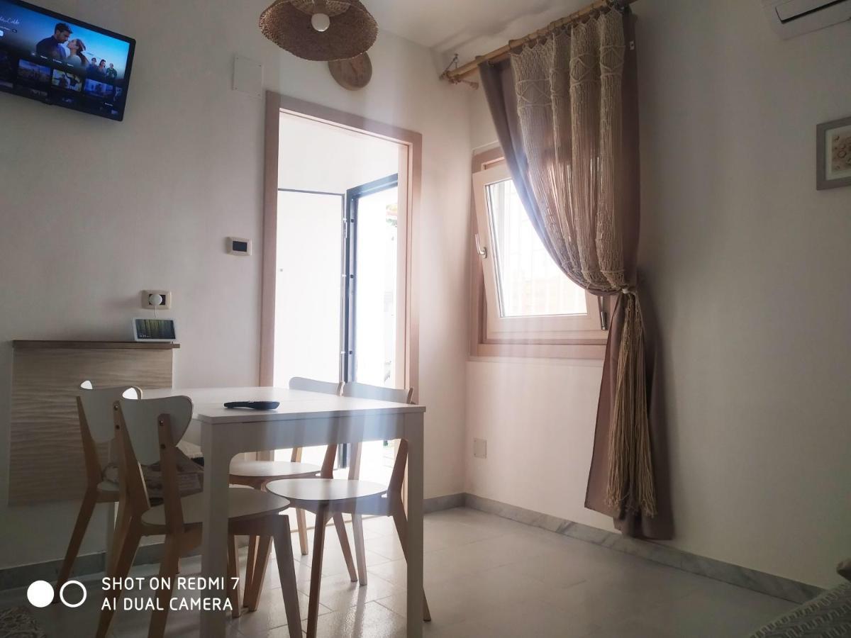 Aurisa Apartment Bari Buitenkant foto
