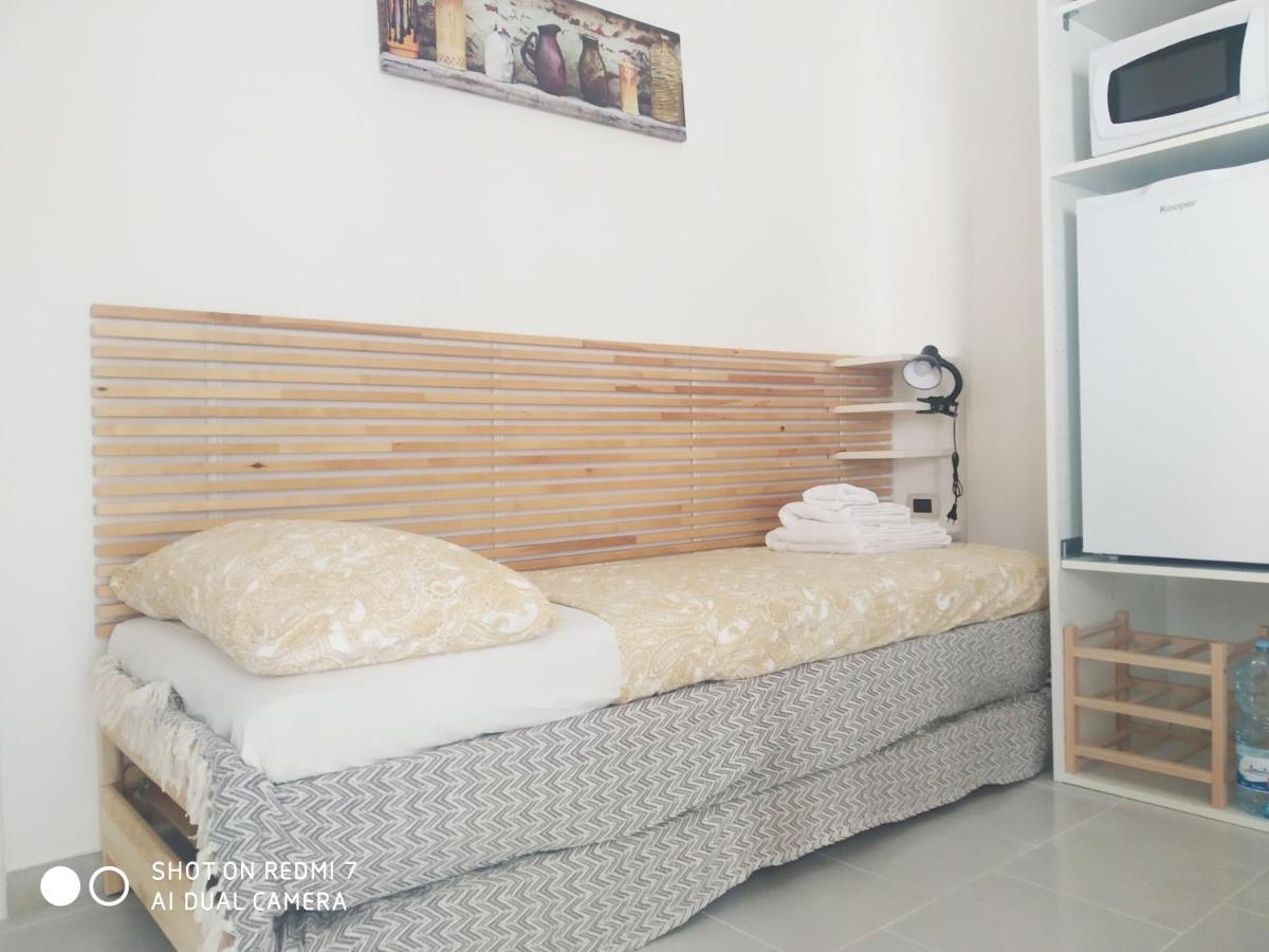 Aurisa Apartment Bari Buitenkant foto